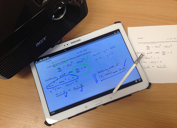 Using Mobile Devices to Support Student Participation in Maths Tutorials Using Mobile Devices to Support Student Participation in Maths Tutorials