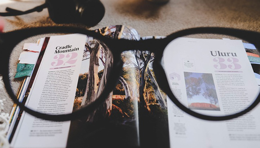 Quick tips: hiding grades from students Reading Glasses Graphic