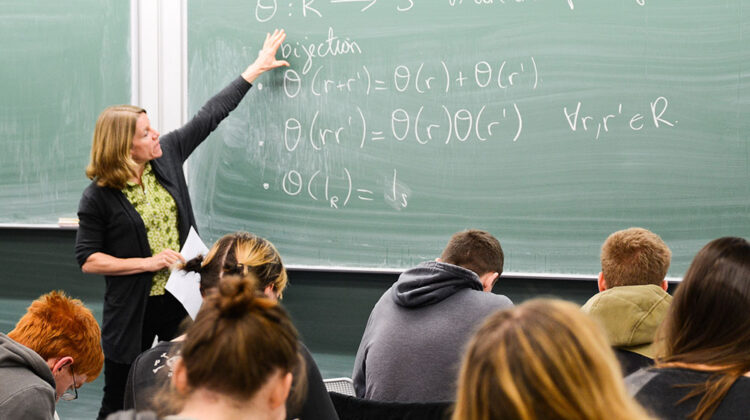 Image of a Blackboard in a classroom during a teaching session